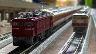 ED75形と157系