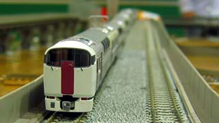 215系